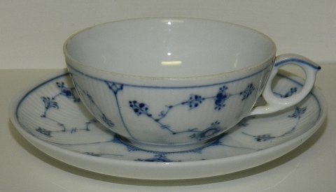 Royal. teacup in Blue porcelain