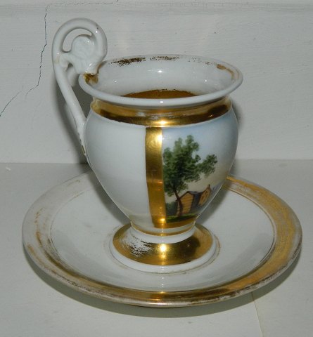 Cup and saucer in porcelain 19th. century