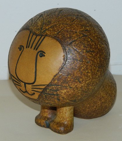 Gustavsberg løve i keramik af Lisa Larsson