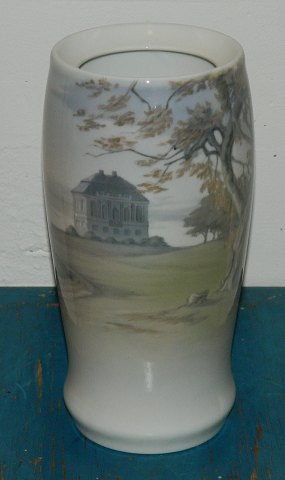 B&G vase i porcelæn af Margrethe Hyldahl
