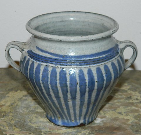 Jar with ears in ceramicsby Gutte Eriksen