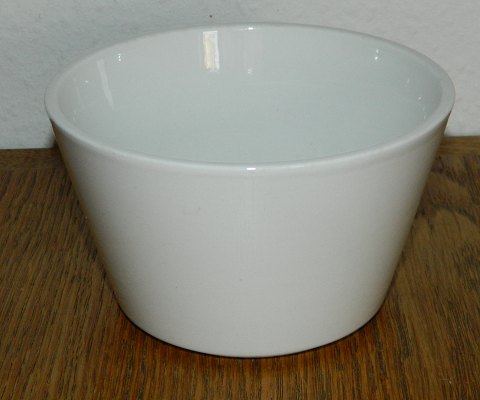 Arabia faiance bowl