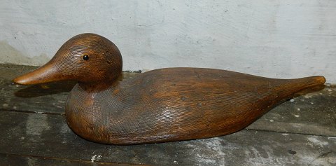 Figurine duck in ceramics