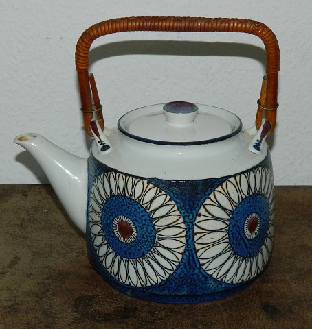 Teapot by Berte Jessen for Royal Copenhagen