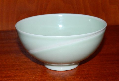 B & G Bowl in porcelain by Richard Kjærgaard