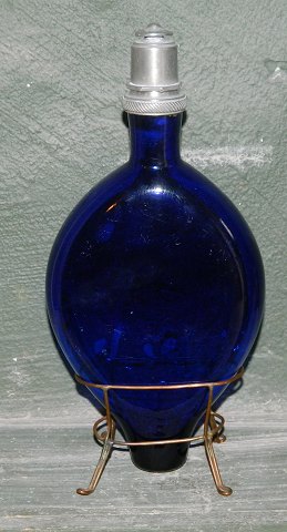 English hunting bottle of blue glass 19th century
