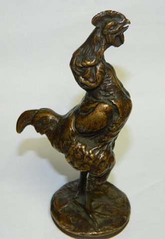 Figure of rooster by Emmanuel Fremiet