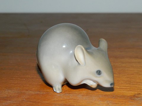 Field mouse in porcelain from Royal Copenhagen
