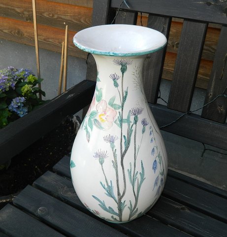 Floor vase from TORBEN ceramics