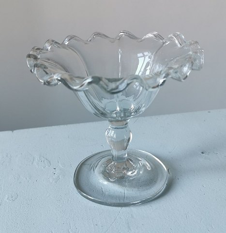 Clear glass 19th century candis bowl