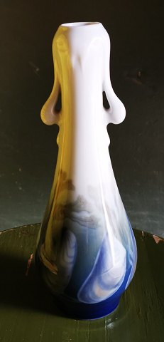 Art Nouveau Porsgrund vase in porcelain