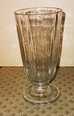 Porter glass, optically striped 19th century