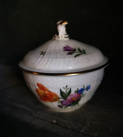 Royal Copenhagen Saxon Flower sugar bowl with lid
