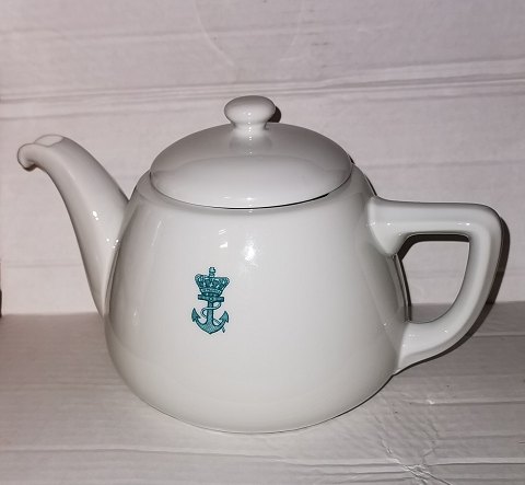 Danish Navy service: Porcelain teapot from Royal Copenhagen