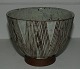 Bowl in pottery by Lisbeth Munch-Petersen
