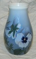 B&G vase i porcelæn fra Skønvirkeperioden