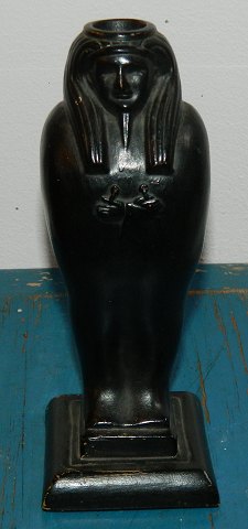 Sarkofag lysestage i keramik fra Sonne,  Bornholm