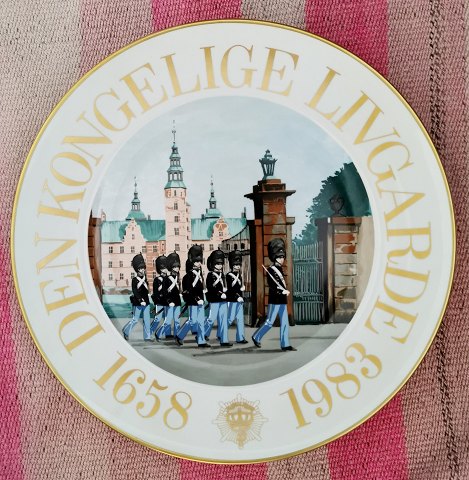 B&G Den Kongelige Livgardes 325 års Jubilæumsplatte i 1983