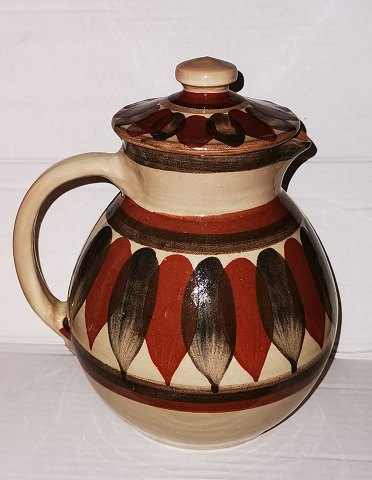 Kande i keramik fra Lillerød lervarefabrik