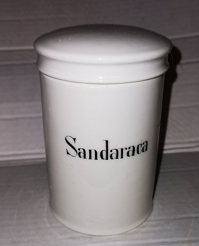 Apotekerkrukke "Sandaraca"  fra Bing & Grøndahl