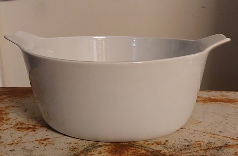 B&G salatskål i hvid porcelæn af H. Koppel