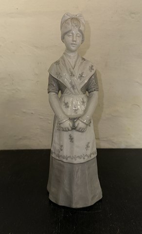 Heubach porcelæns figur af ung kvinde